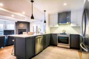 Huge 3 Bedroom Condo with a View